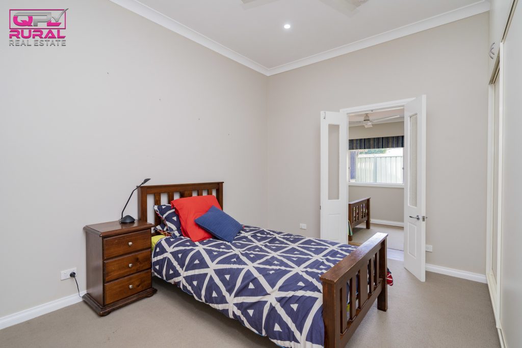 40 William Street, Narrandera NSW 2700 - photo 12