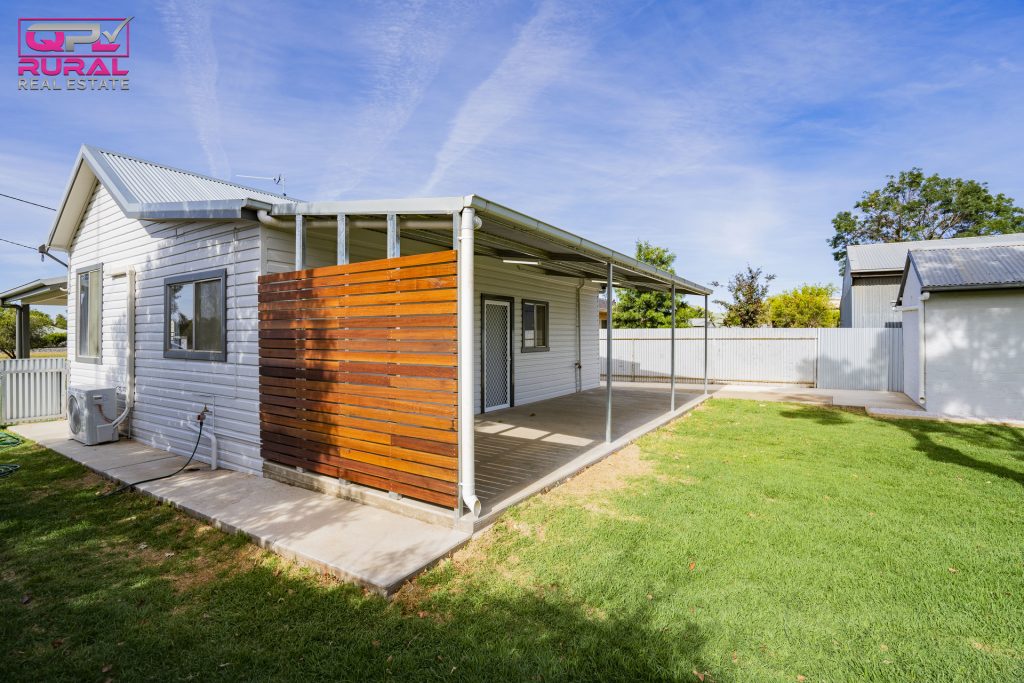 9 Ferrier Street, Narrandera NSW 2700 - photo 12