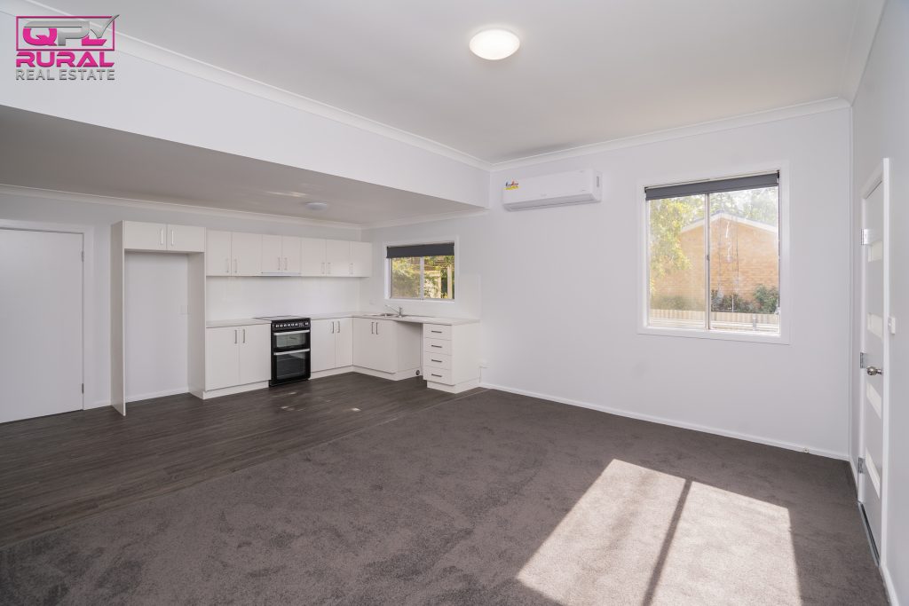 9 Ferrier Street, Narrandera NSW 2700 - photo 4