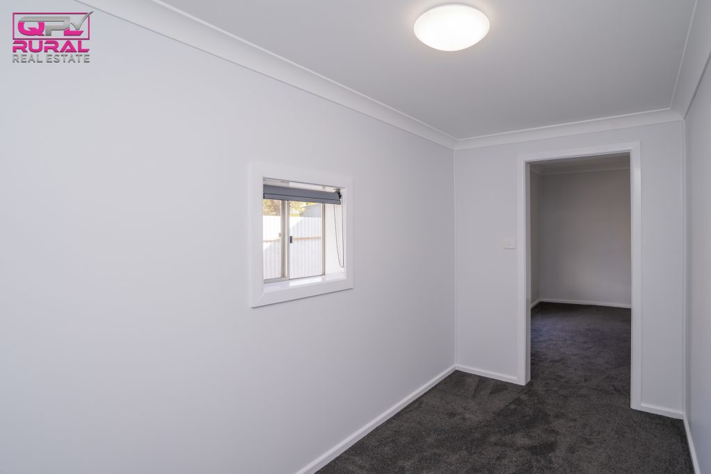 9 Ferrier Street, Narrandera NSW 2700 - photo 7