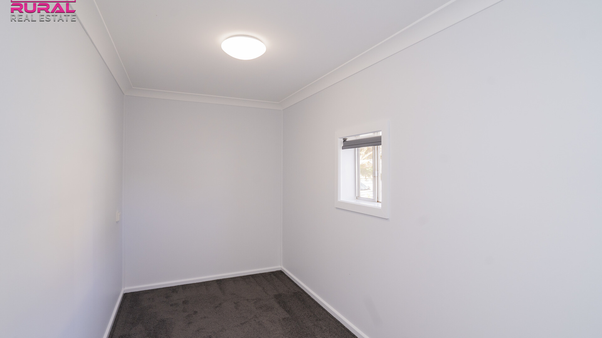 9 Ferrier Street, Narrandera NSW 2700 - photo 8