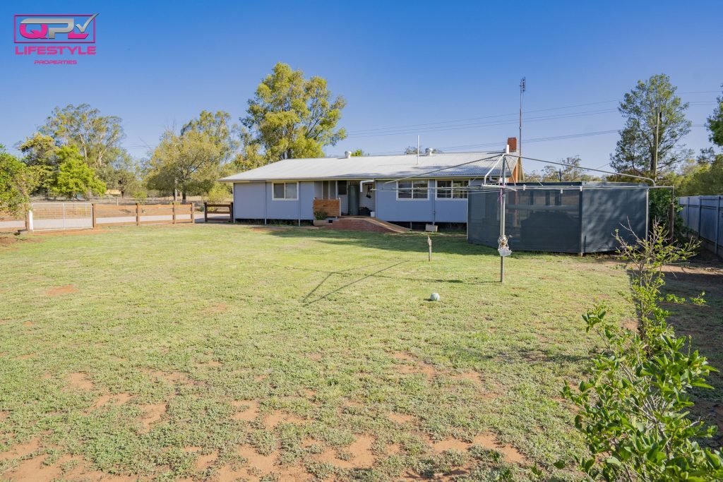 179 Pinehill Road, Narrandera NSW 2700 - photo 15