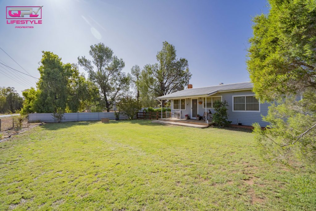 179 Pinehill Road, Narrandera NSW 2700 - photo 3