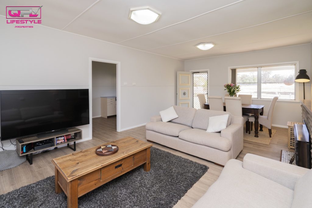 179 Pinehill Road, Narrandera NSW 2700 - photo 6