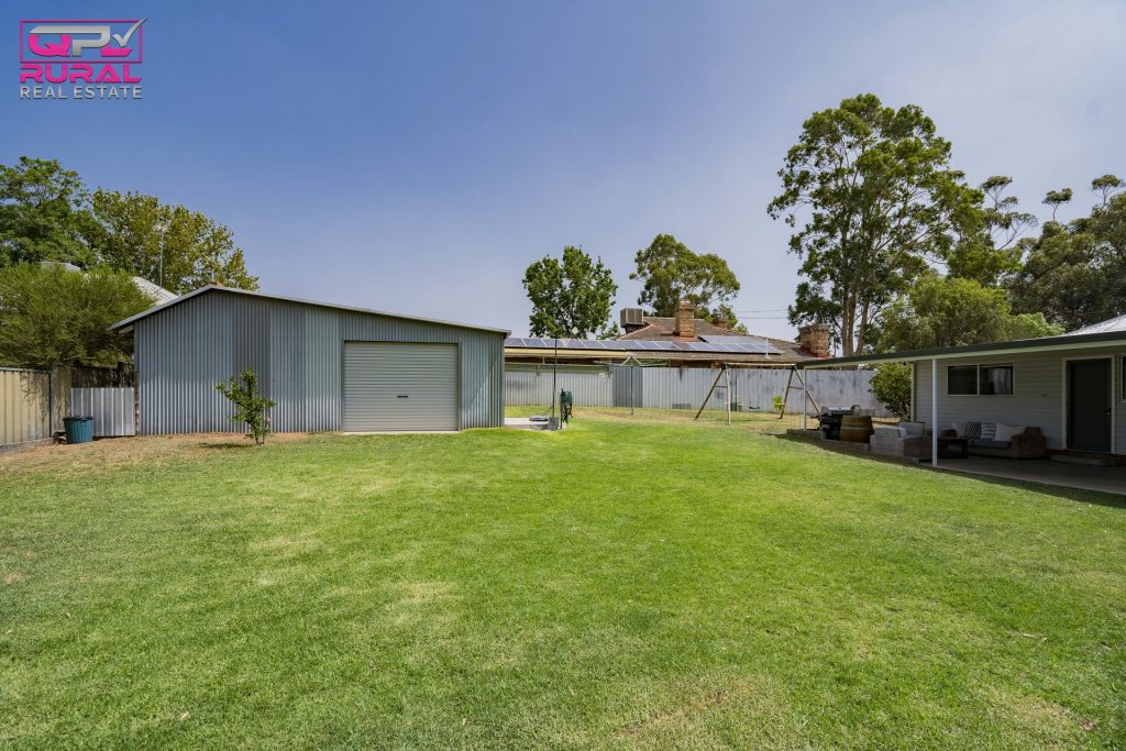 27 Midgeon Street, Narrandera NSW 2700 - photo 16