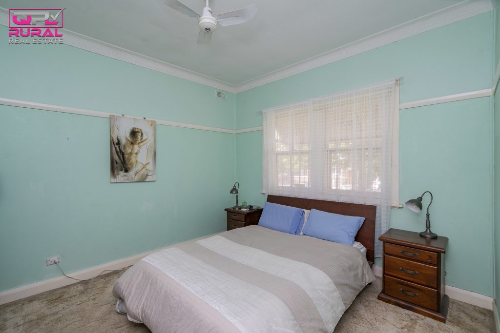 5 Jonsen Street, Narrandera NSW 2700 - photo 11
