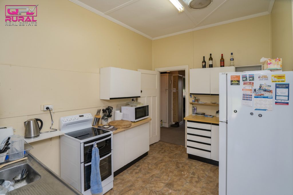 5 Jonsen Street, Narrandera NSW 2700 - photo 5