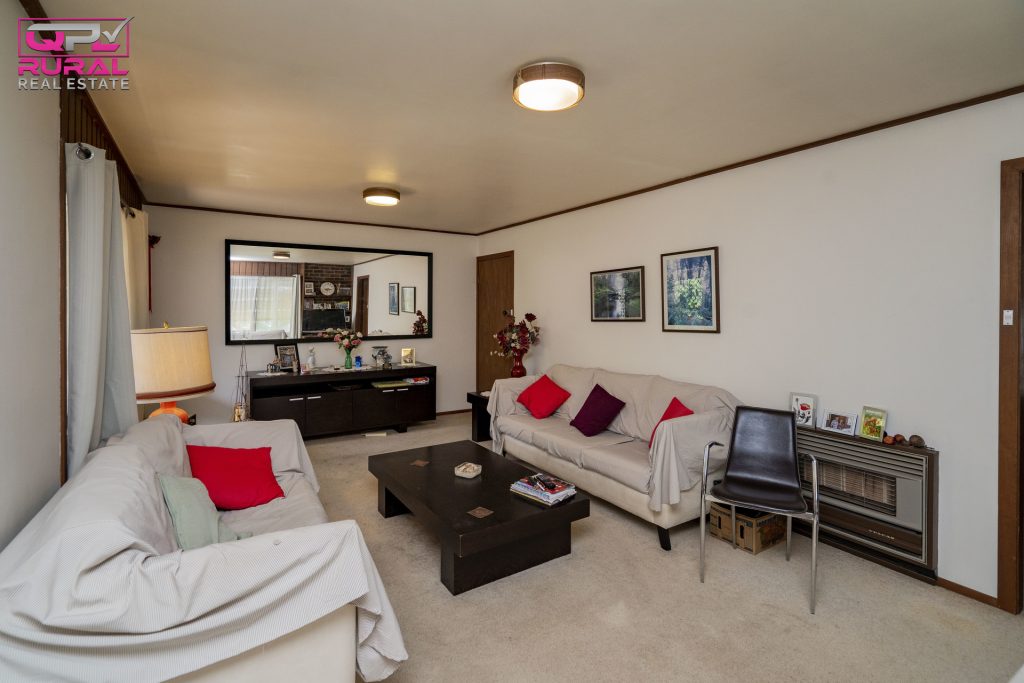 63 Elizabeth Street, Narrandera NSW 2700 - photo 11
