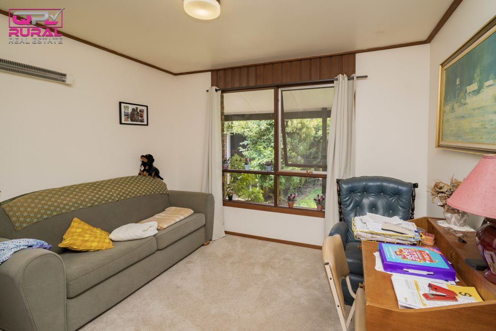 63 Elizabeth Street, Narrandera NSW 2700 - photo 15