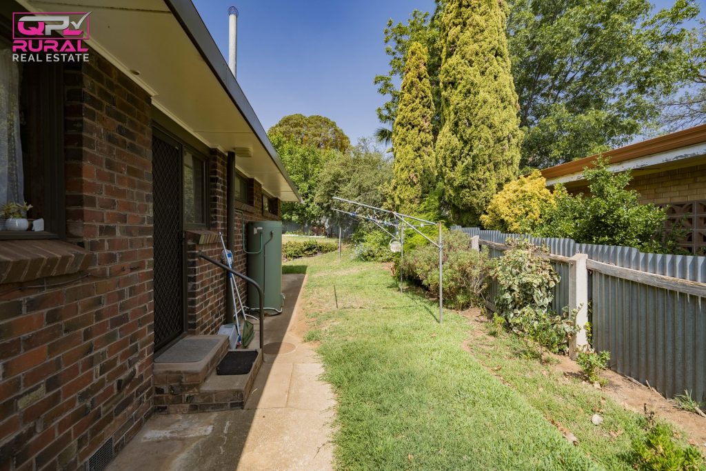 63 Elizabeth Street, Narrandera NSW 2700 - photo 18