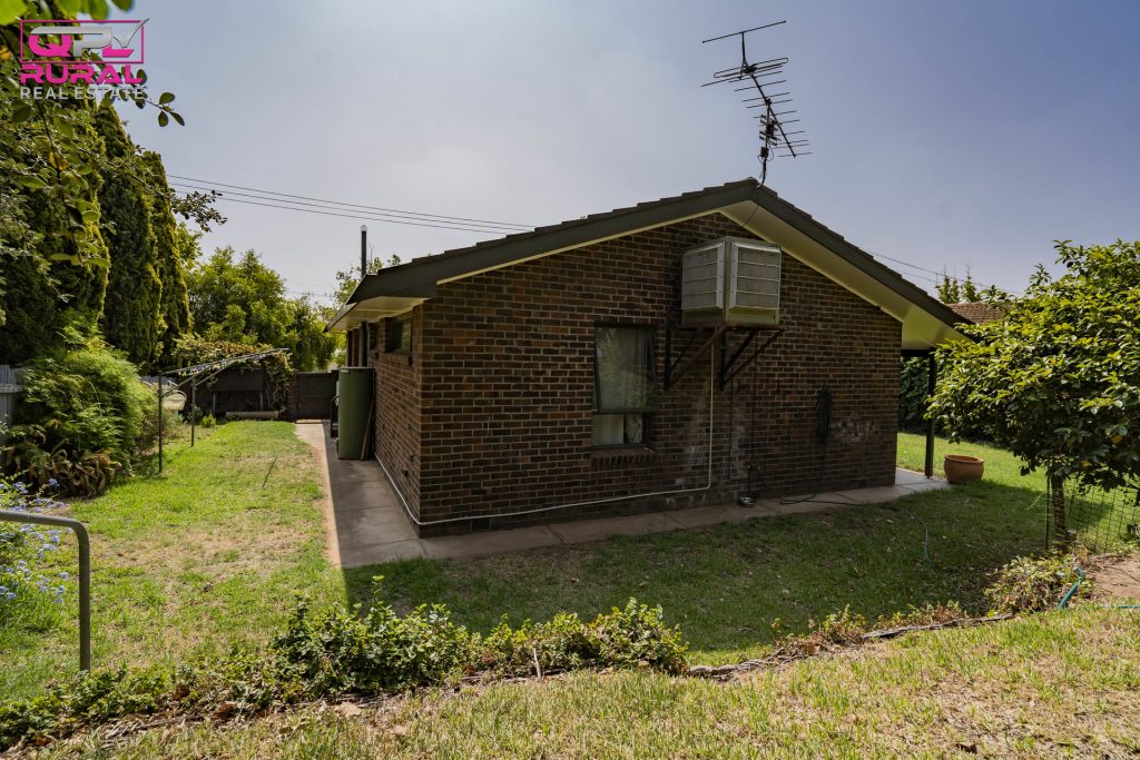 63 Elizabeth Street, Narrandera NSW 2700 - photo 22