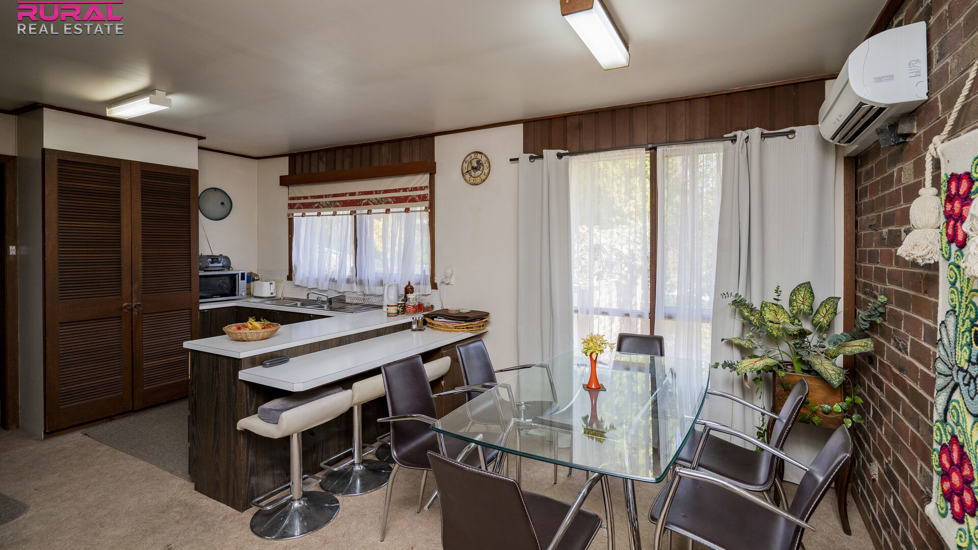 63 Elizabeth Street, Narrandera NSW 2700 - photo 4