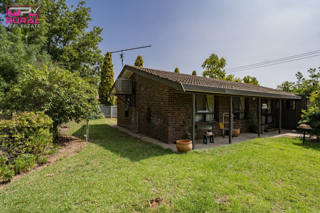 63 Elizabeth Street, Narrandera NSW 2700 - photo 31