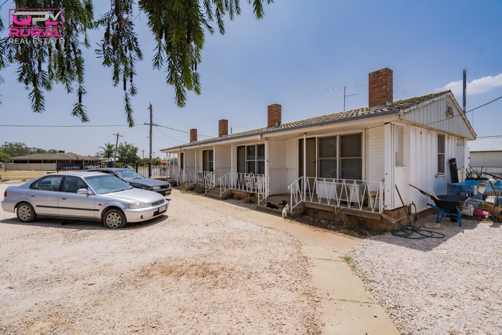 1-7/26-28 Valencia Street, Leeton NSW 2705 - photo 3