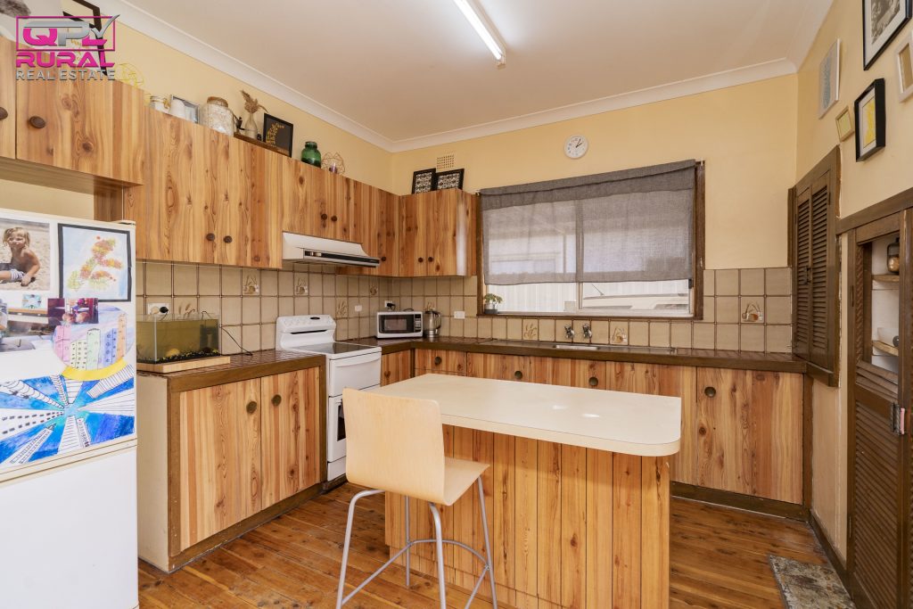 18 Mulga Street, Leeton NSW 2705 - photo 3