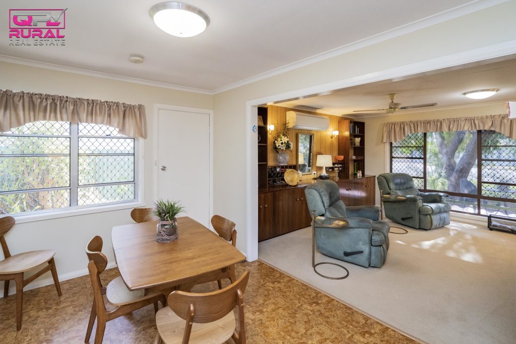 71 Elizabeth Street, Narrandera NSW 2700 - photo 12