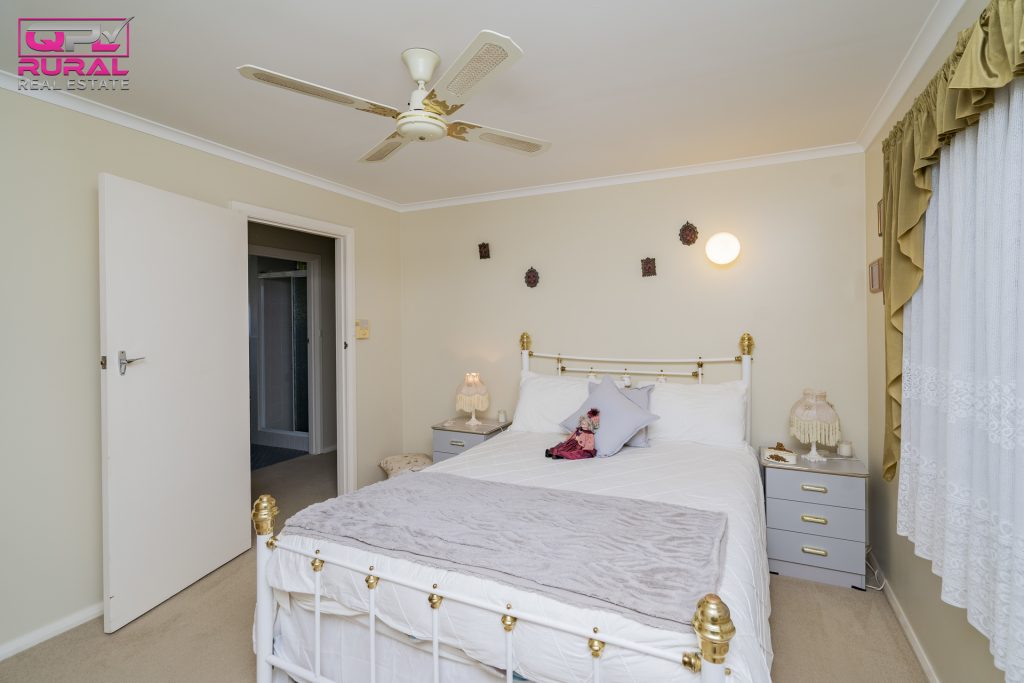 71 Elizabeth Street, Narrandera NSW 2700 - photo 16