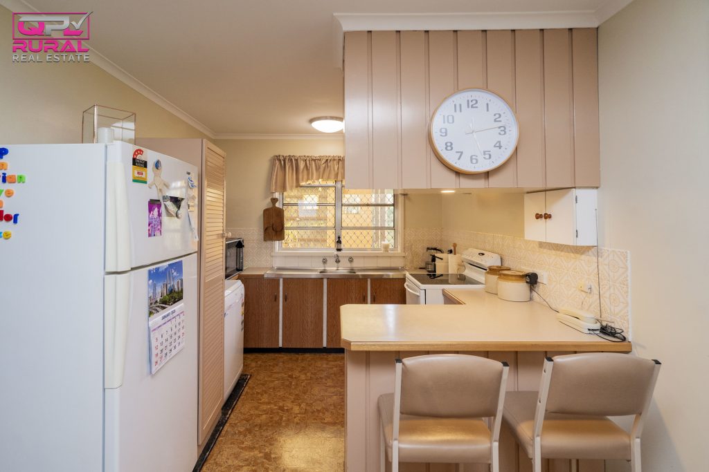 71 Elizabeth Street, Narrandera NSW 2700 - photo 3