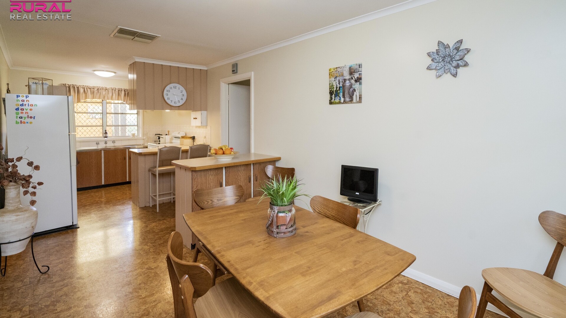71 Elizabeth Street, Narrandera NSW 2700 - photo 4