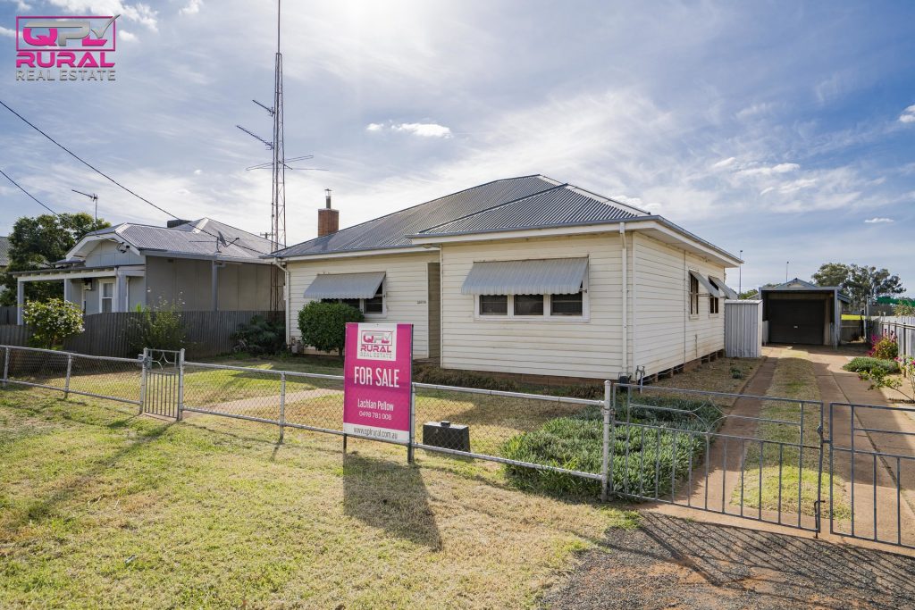 5 Pardey Street, Temora NSW 2666 - photo 3