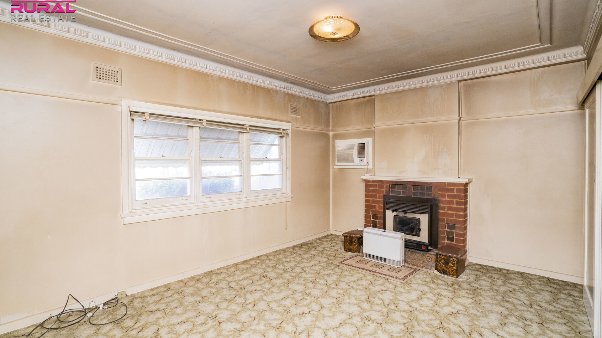 5 Pardey Street, Temora NSW 2666 - photo 5