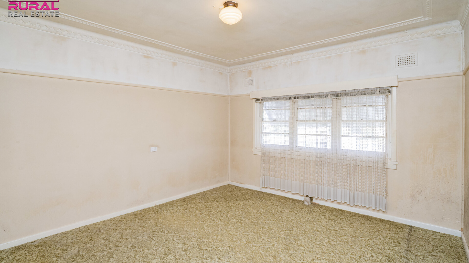 5 Pardey Street, Temora NSW 2666 - photo 7