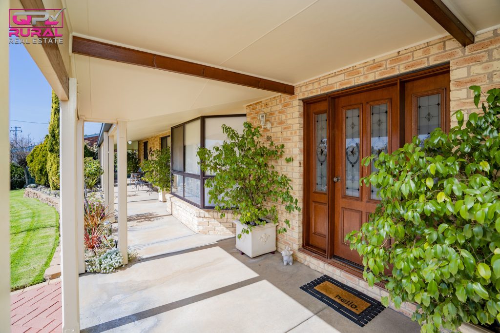 66-68 Boundary Road, Narrandera NSW 2700 - photo 5