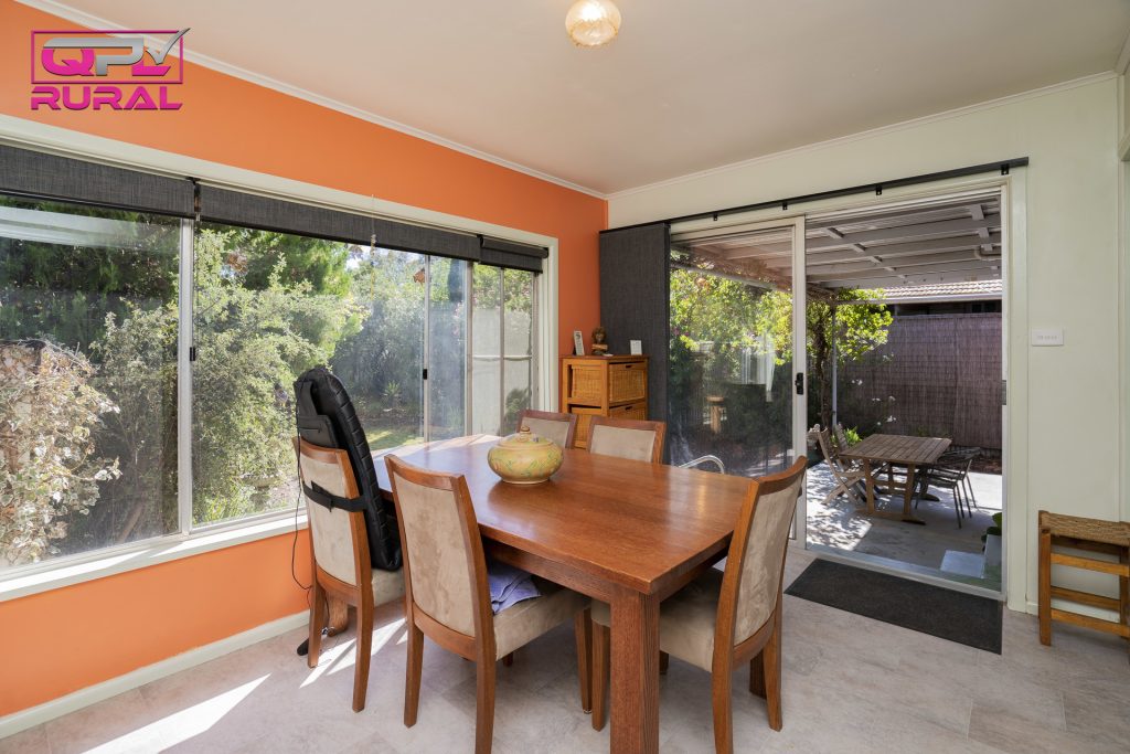 3 Rupert Street, Narrandera NSW 2700 - photo 11