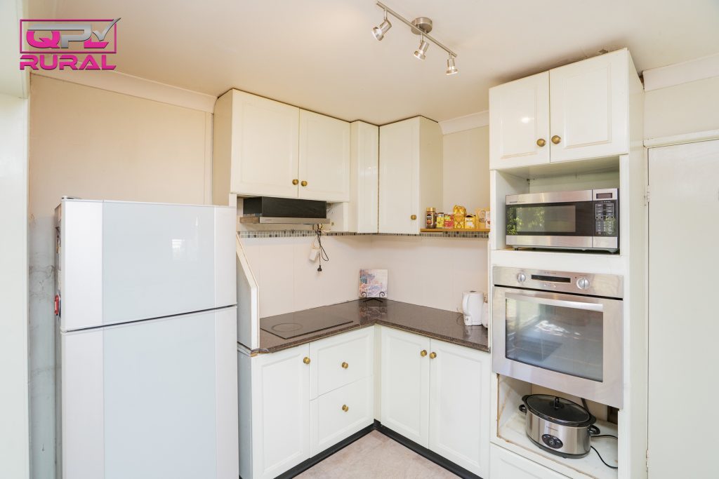 3 Rupert Street, Narrandera NSW 2700 - photo 8