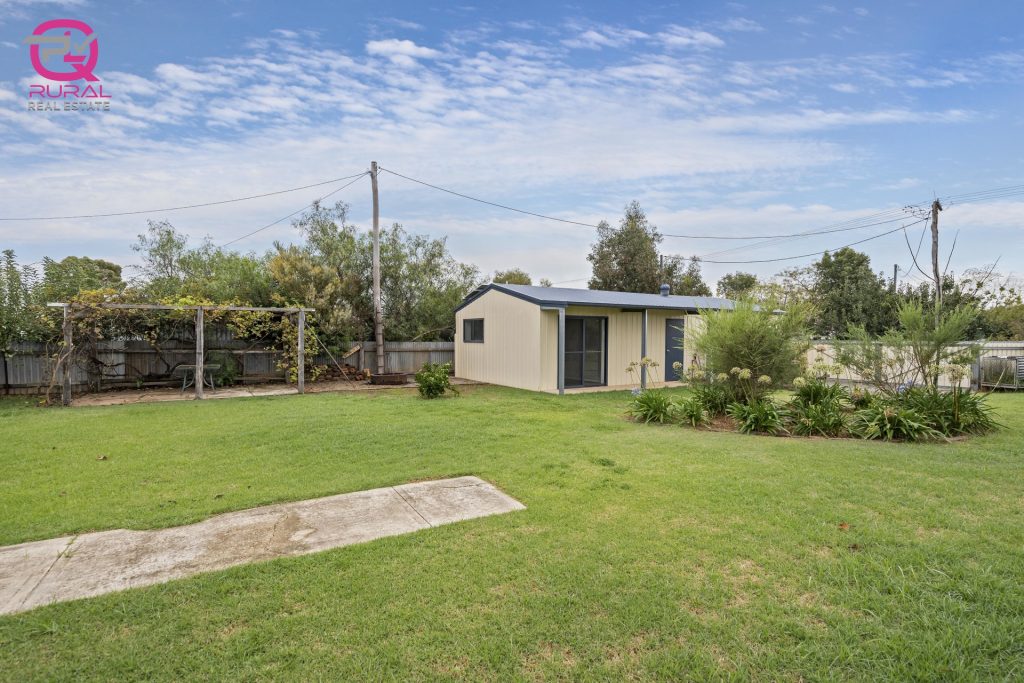 181 Deboos Street, Temora NSW 2666 - photo 19