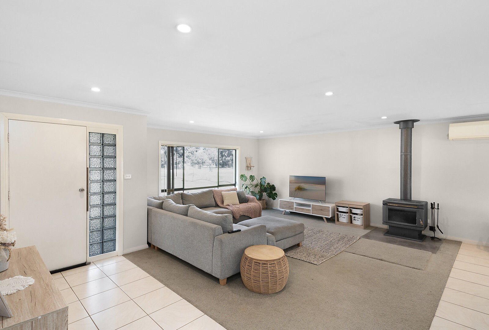 9 Brampton Street, Temora NSW 2666 - photo 4