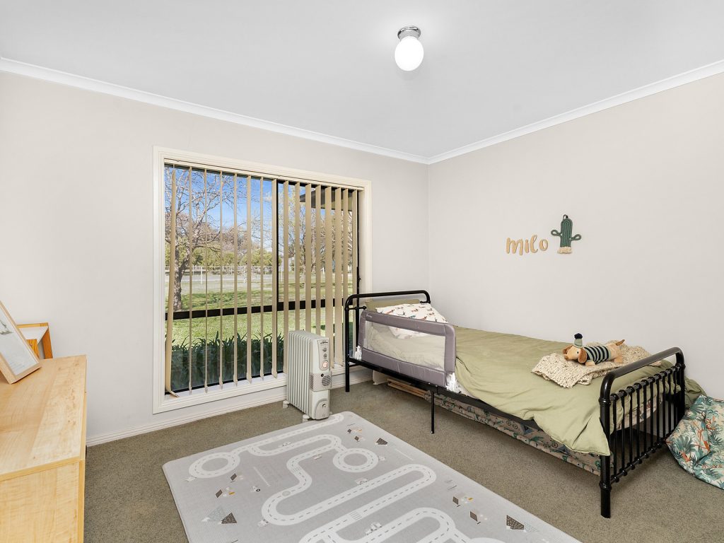 9 Brampton Street, Temora NSW 2666 - photo 9