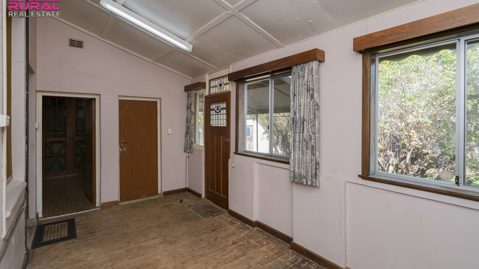 2 Jonsen Street, Narrandera NSW 2700 - photo 11