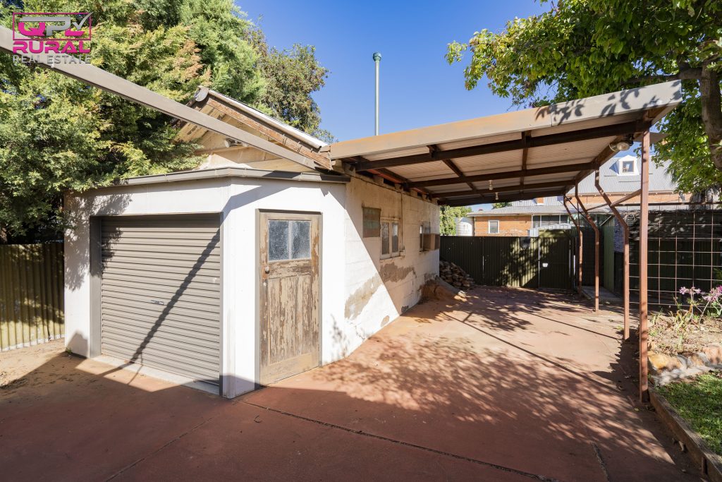2 Jonsen Street, Narrandera NSW 2700 - photo 13