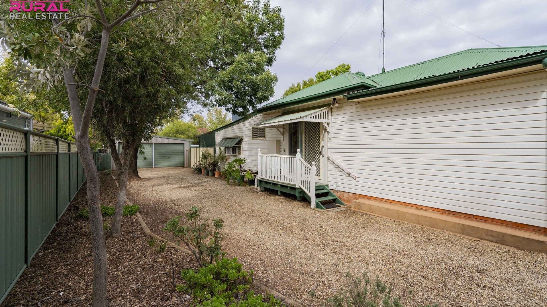 18 Grosvenor Street, Narrandera NSW 2700 - photo 2