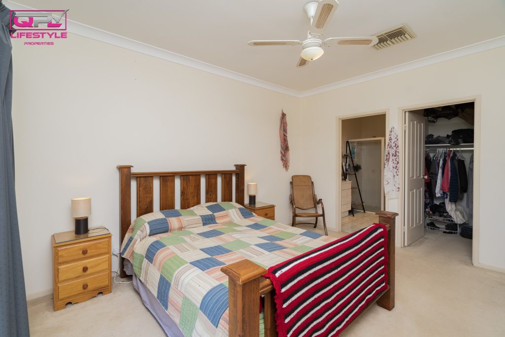 2283 Millwood Road, Coolamon NSW 2701 - photo 12