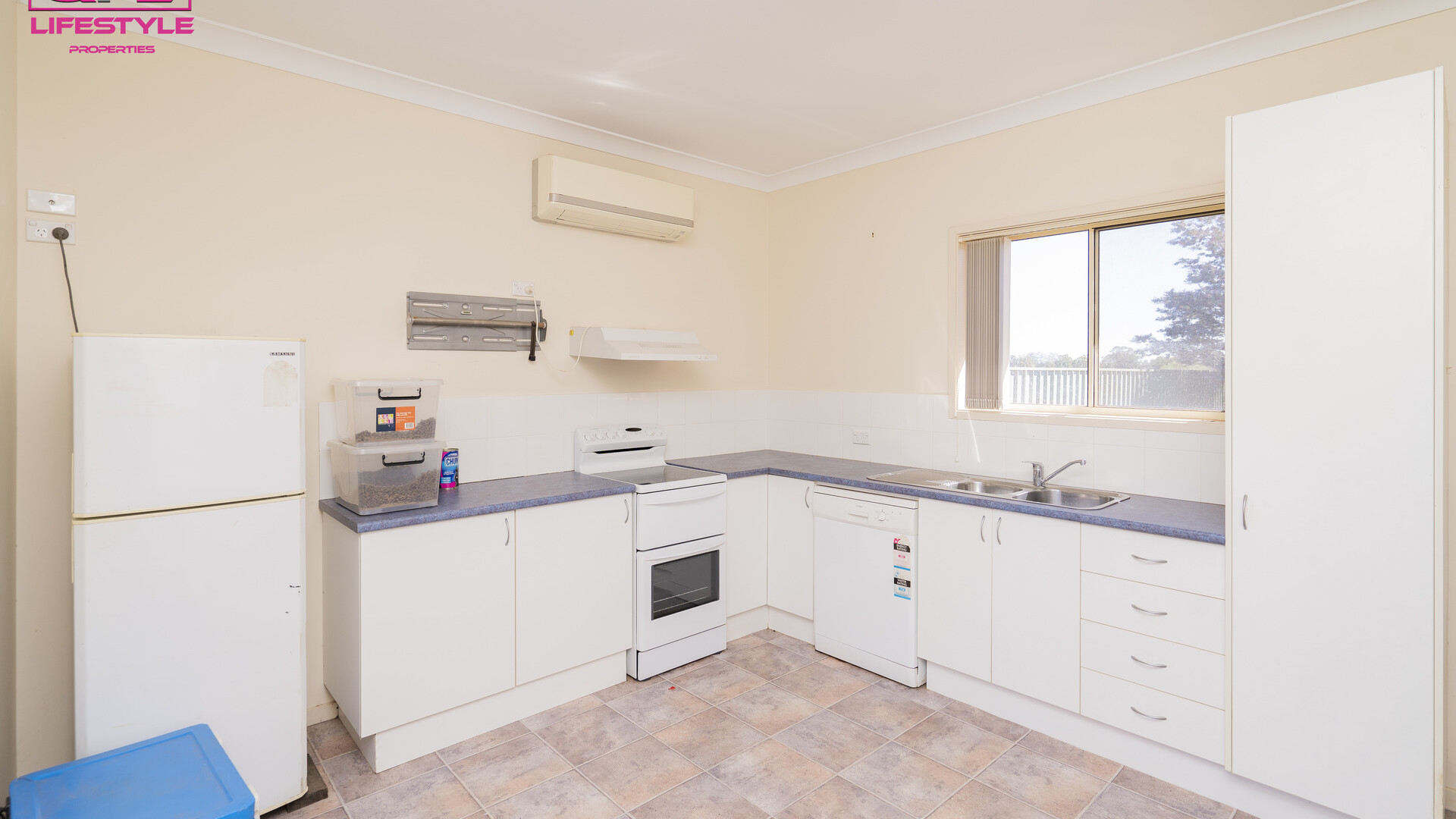 2283 Millwood Road, Coolamon NSW 2701 - photo 15
