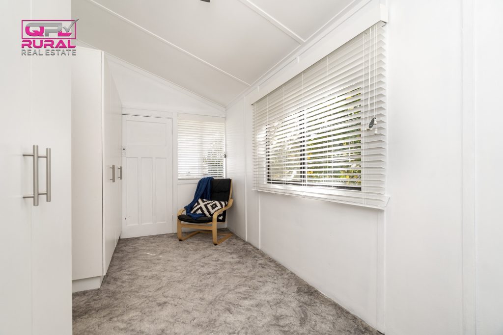 147 Kitchener Road, Temora NSW 2666 - photo 12