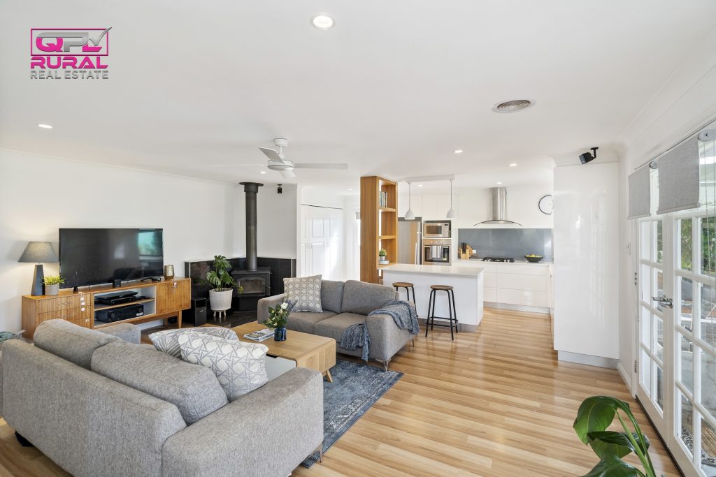 147 Kitchener Road, Temora NSW 2666 - photo 6