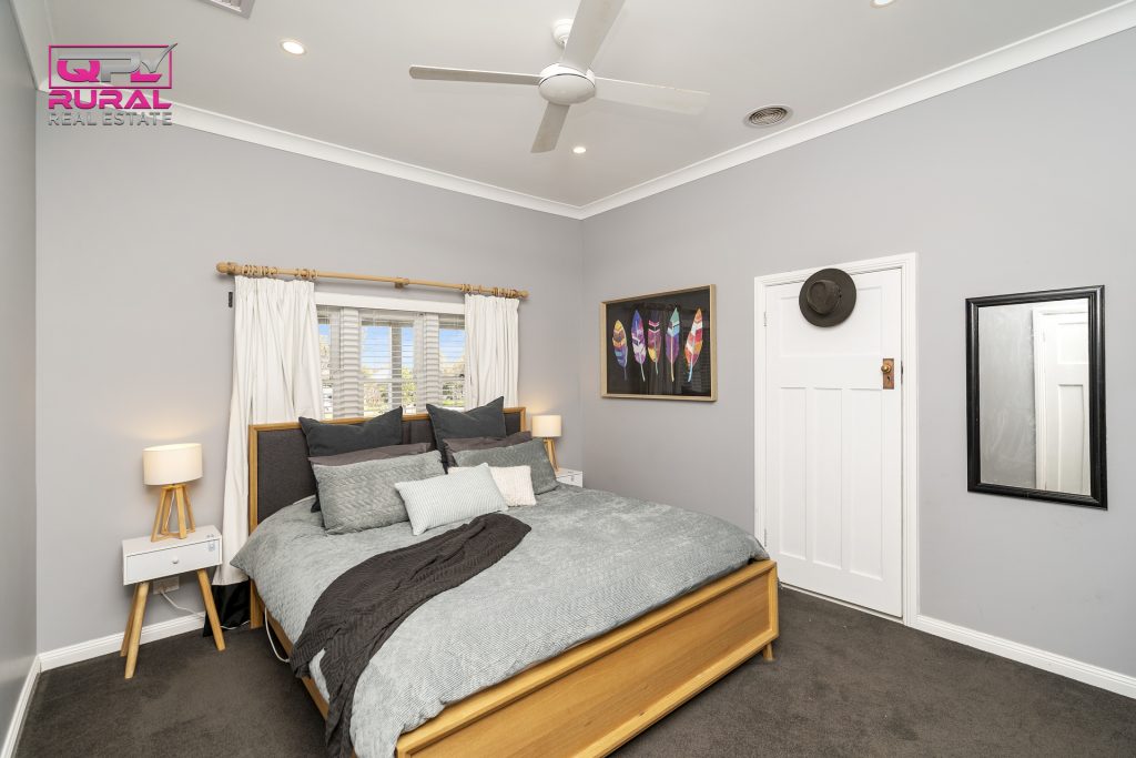 147 Kitchener Road, Temora NSW 2666 - photo 10