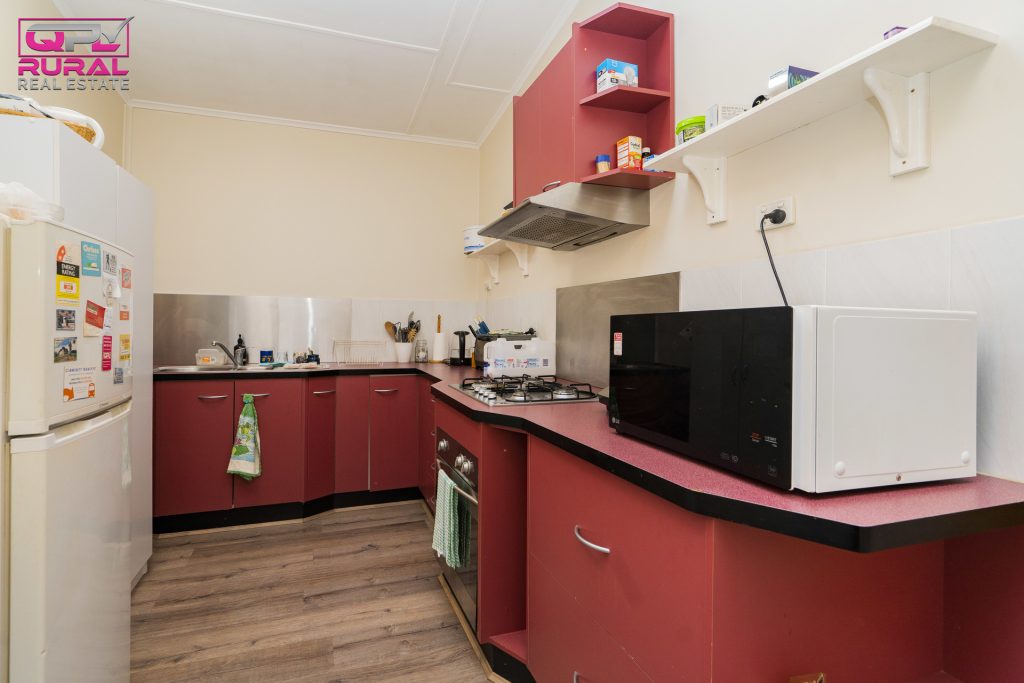 44 & 46B Charles Street, Narrandera NSW 2700 - photo 11