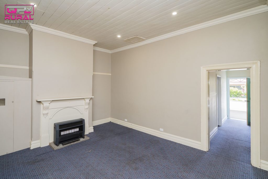 44 & 46B Charles Street, Narrandera NSW 2700 - photo 5