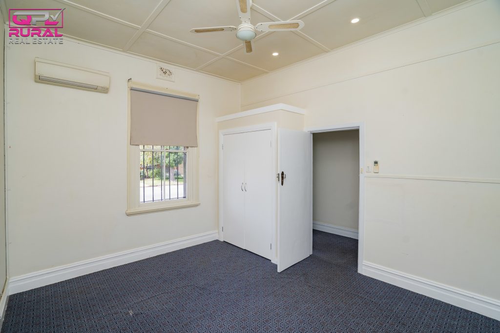 44 & 46B Charles Street, Narrandera NSW 2700 - photo 7