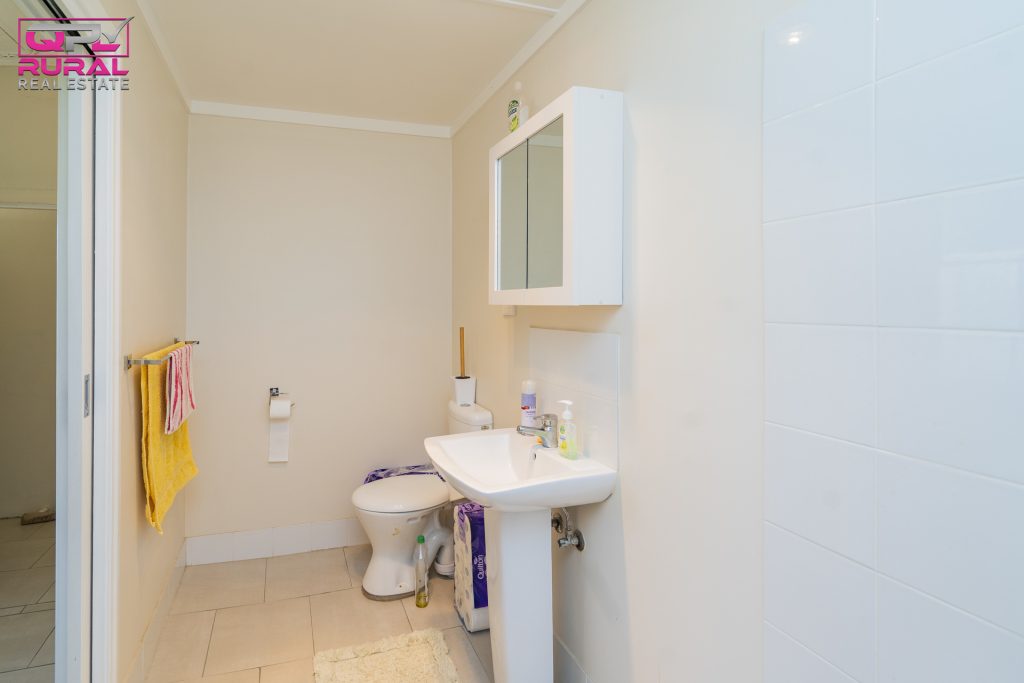 44 & 46B Charles Street, Narrandera NSW 2700 - photo 8