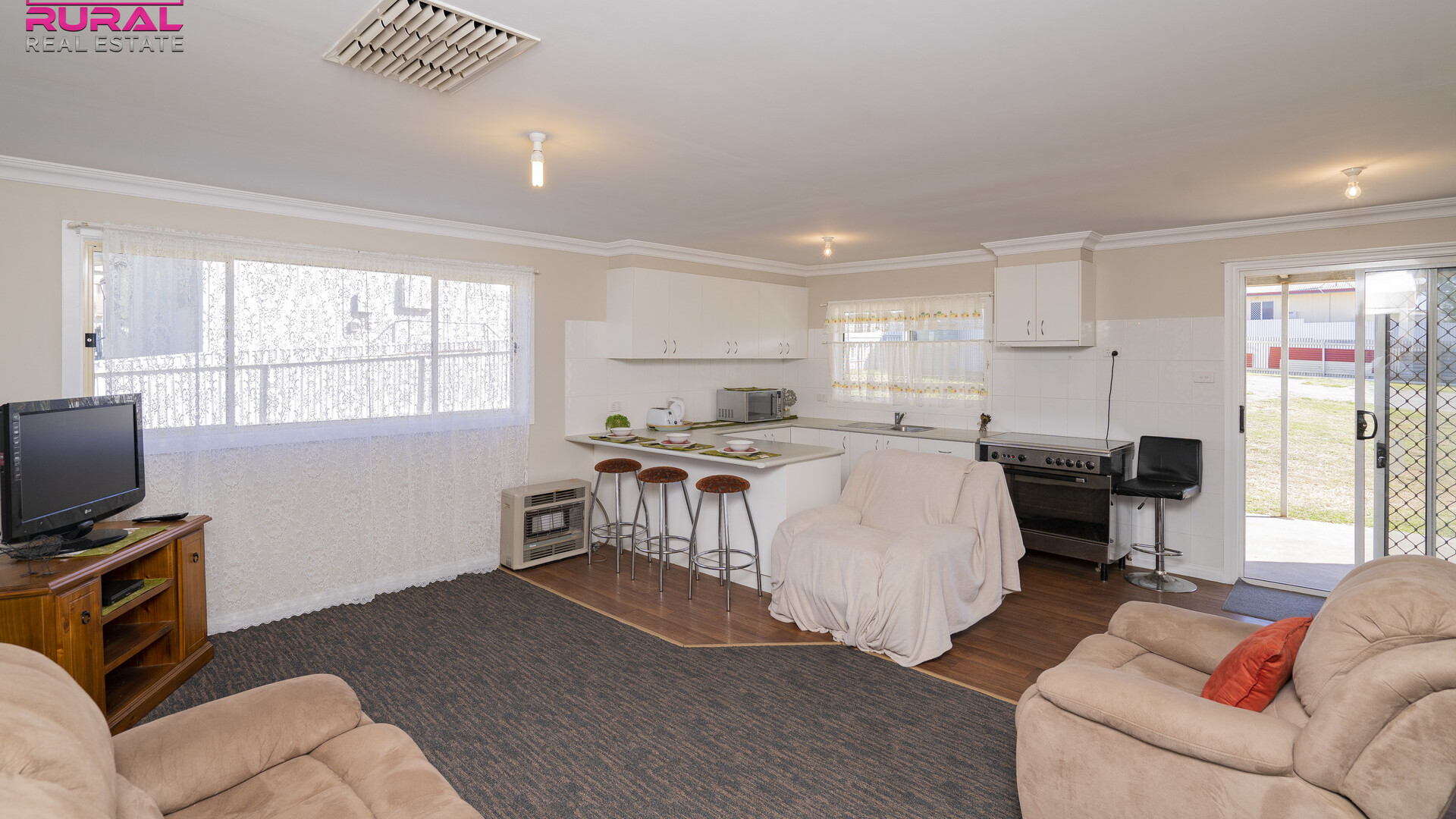 23 Roslyn Street, Narrandera NSW 2700 - photo 5