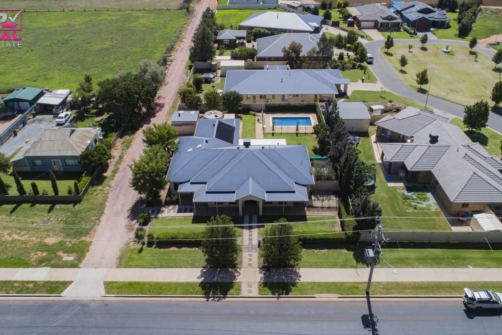 43 Grevillia Street, Leeton NSW 2705 - photo 4