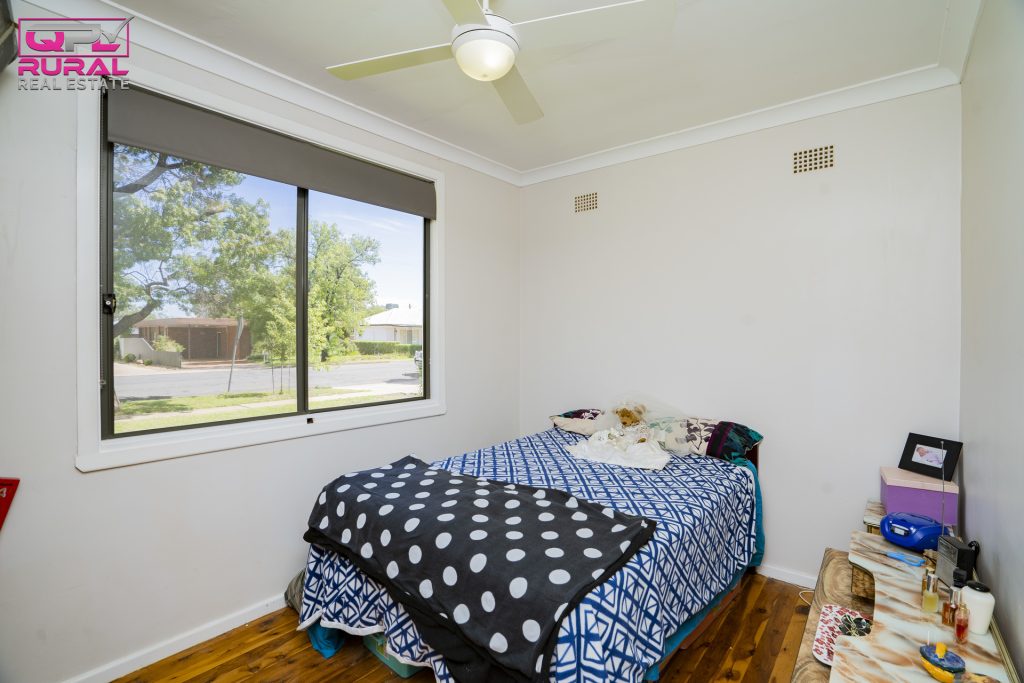 29 Currawang Avenue, Leeton NSW 2705 - photo 6