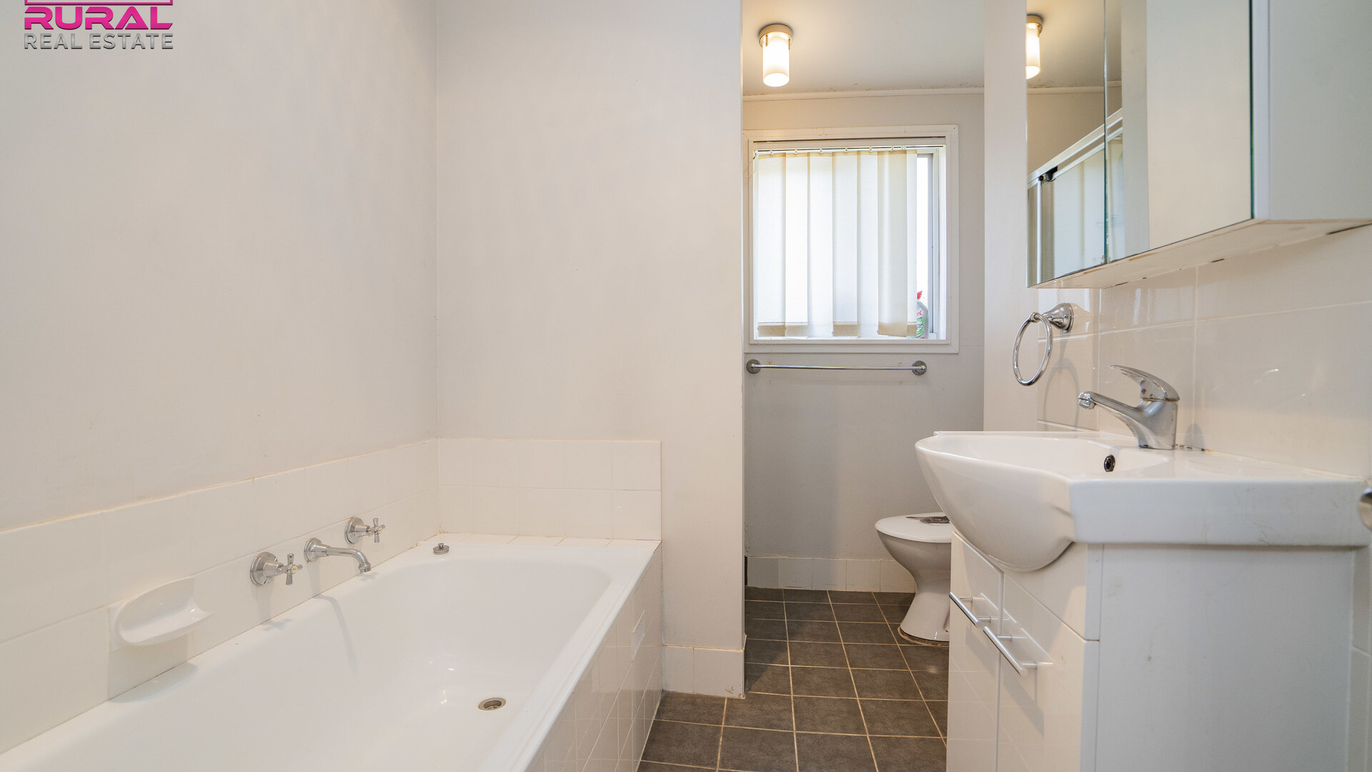 29 Currawang Avenue, Leeton NSW 2705 - photo 8