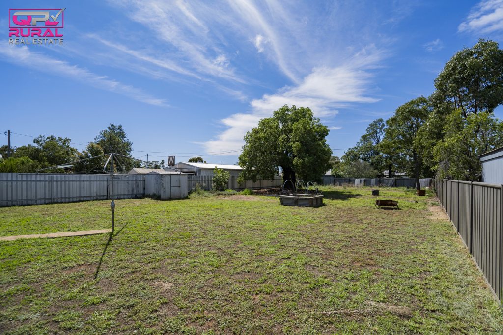 29 Currawang Avenue, Leeton NSW 2705 - photo 9