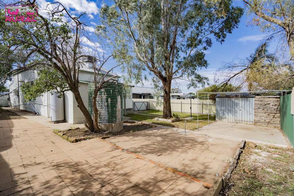 12 Adams Street, Narrandera NSW 2700 - photo 12
